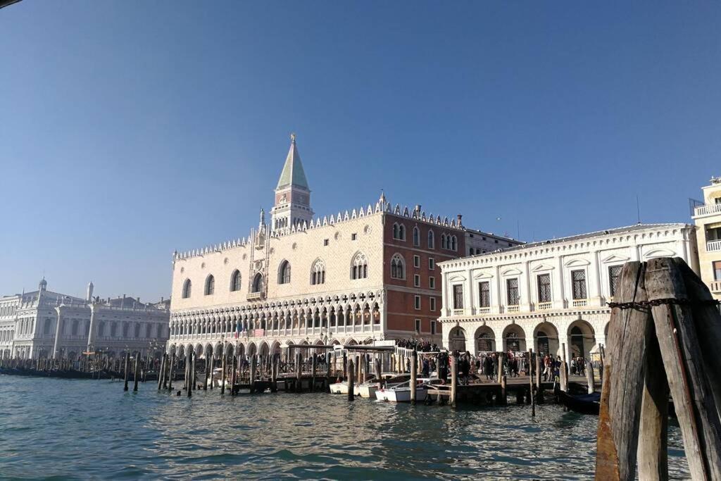 Venezianischer Palazzo Mit Kostenlosen Wlan Naehe Markusplatz ภายนอก รูปภาพ